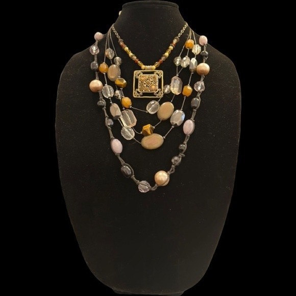 Curated Necklace Layers- A Signature Look by Bev - Picture 4 of 4